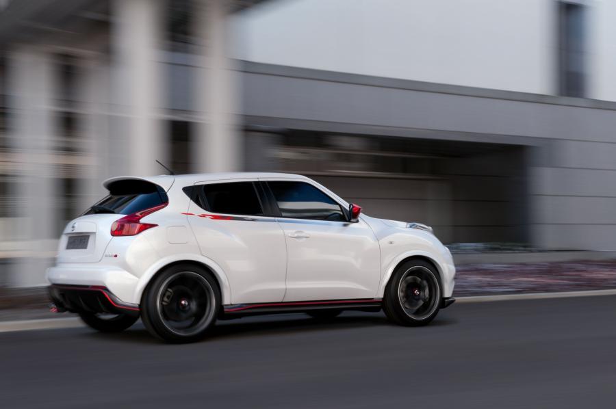  Nissan Juke Concept by Nismo 2012 года  (фото 16 из 34)